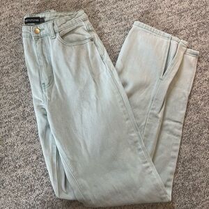 PrettyLittleThing Split Jeans